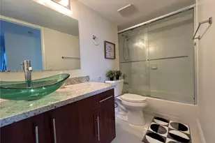 3300 NE 191st St, Aventura, FL 33180 - Photo 18