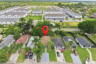 879 SW 10th St, Florida City, FL 33034 - Photo 24