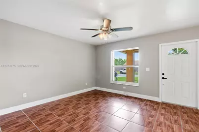 879 SW 10th St #0, Florida City, FL 33034 - Photo 6