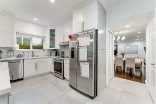 3068 Shipping Ave, Coconut Grove, FL 33133 - Photo 10