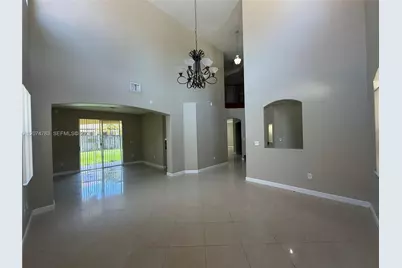 12141 SW 122nd Path, Miami, FL 33186 - Photo 2