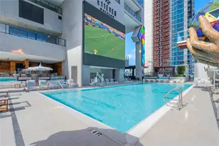 20 NE 11th St, Miami, FL 33132 - Photo 20