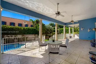 501 Bay Ln, Key Biscayne, FL 33149 - Photo 32