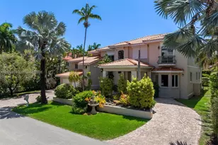 501 Bay Ln, Key Biscayne, FL 33149 - Photo 2