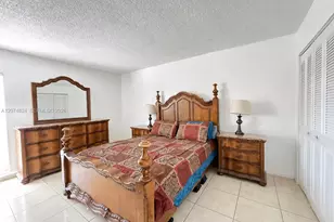 4855 NW 7th St, Miami, FL 33126 - Photo 8