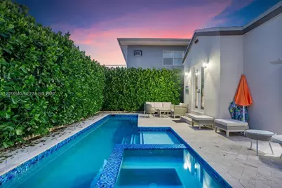 312 Fillmore St, Hollywood, FL 33019 - Photo 2