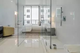 55 SW 9th St, Miami, FL 33130 - Photo 4