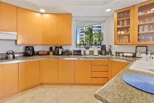 21050 Point Pl, Aventura, FL 33180 - Photo 8