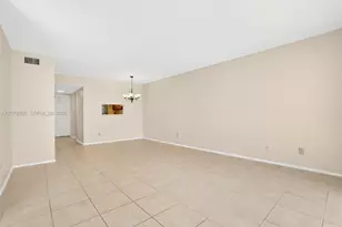 7500 NW 30th Pl, Sunrise, FL 33313 - Photo 6