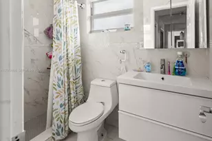 740 NW 32nd Ct, Miami, FL 33125 - Photo 20