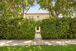 524 W 47th St, Miami Beach, FL 33140 - Photo 1