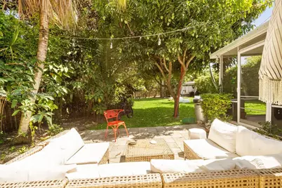 524 W 47th St, Miami Beach, FL 33140 - Photo 24
