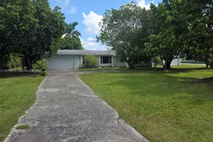 15905 SW 280th St, Homestead, FL 33031 - Photo 2