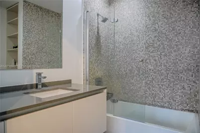 88 SW 7 #2112, Miami, FL 33130 - Photo 24