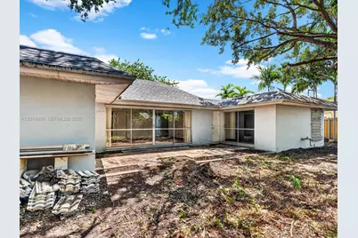 5710 SW 89th Ave, Miami, FL 33173 - Photo 34