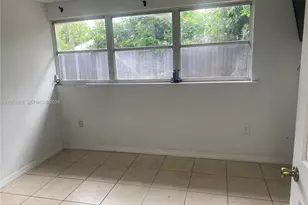 1111 N Vineyard St, Lehigh Acres, FL 33936 - Photo 8