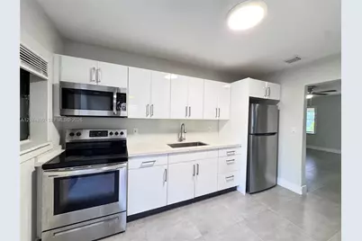 3040 NW 7th St, Pompano Beach, FL 33069 - Photo 6