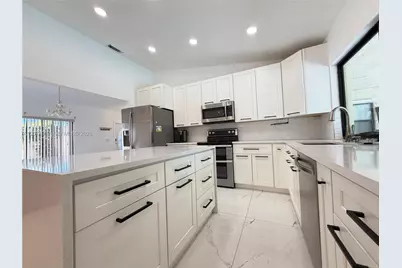 20888 Sugarloaf Ln #20888, Boca Raton, FL 33428 - Photo 4