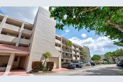 114 Lake Emerald Dr #409, Oakland Park, FL 33309 - Photo 16