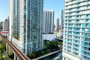690 SW 1st Ct, Miami, FL 33130 - Photo 2