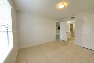 15591 SW 105th Terrace, Miami, FL 33196 - Photo 6