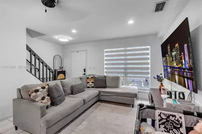 2916 Dorchester Ln, Cooper City, FL 33026 - Photo 10