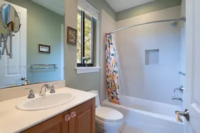11404 Four Fillies Rd, Pinecrest, FL 33156 - Photo 32