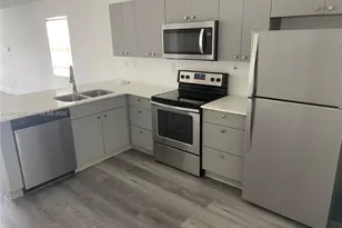 2290 SW 58th Ave, Miami, FL 33155 - Photo 4