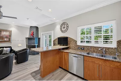 362 NE 7th Ave, Fort Lauderdale, FL 33301 - Photo 32