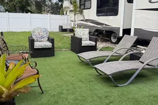 400 NE 3rd St, Pompano Beach, FL 33060 - Photo 16