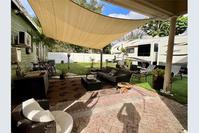 400 NE 3rd St, Pompano Beach, FL 33060 - Photo 8