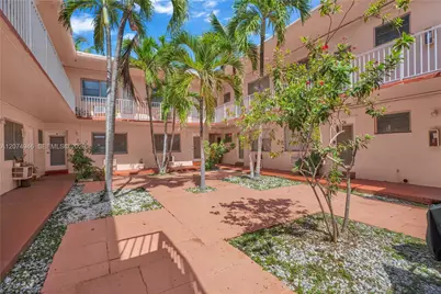 7840 Harding Ave #1, Miami Beach, FL 33141 - Photo 26
