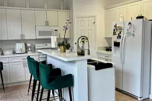 11236 NW 56th St, Doral, FL 33178 - Photo 2