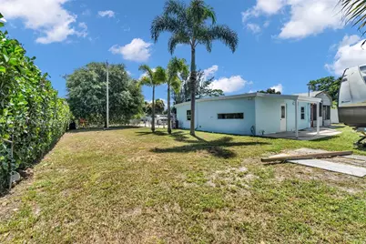 1593 Barbarie Ln, West Palm Beach, FL 33417 - Photo 20