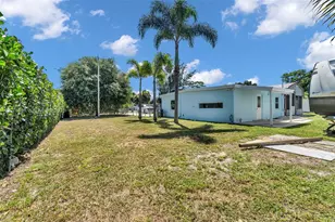 1593 Barbarie Ln, West Palm Beach, FL 33417 - Photo 20