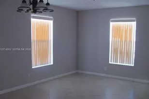 1050 NW 4th St, Boynton Beach, FL 33435 - Photo 2