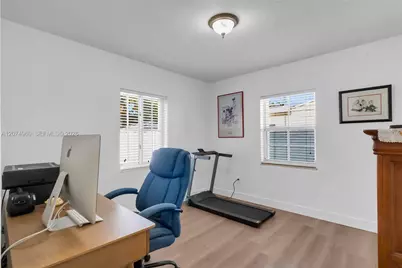 6387 SW 42nd St, South Miami, FL 33155 - Photo 14