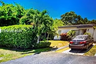 6566 SW 52nd Terrace, South Miami, FL 33155 - Photo 2