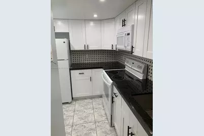 1990 Marseille Dr #206, Miami Beach, FL 33141 - Photo 10