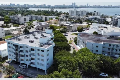 1990 Marseille Dr #206, Miami Beach, FL 33141 - Photo 2