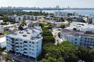 1990 Marseille Dr, Miami Beach, FL 33141 - Photo 2