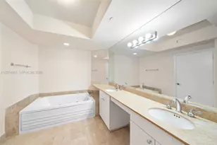 4779 Collins Ave, Miami Beach, FL 33140 - Photo 20