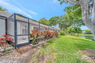 5223 Gate Lake Rd #5223, Tamarac, FL 33319 - Photo 36