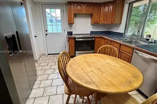 1668 N Goldeneye Ln, Homestead, FL 33035 - Photo 6