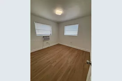 951 SW 5th St #1, Miami, FL 33130 - Photo 6