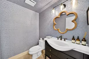 1043 Alfonso Ave, Coral Gables, FL 33146 - Photo 16