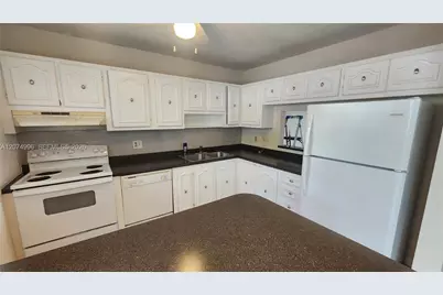 6550 Royal Palm Blvd #112A, Margate, FL 33063 - Photo 2