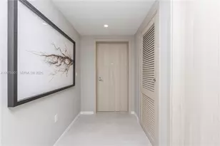 1000 Brickell Plaza, Miami, FL 33131 - Photo 12