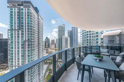 1000 Brickell Plz #3201, Miami, FL 33131 - Photo 28