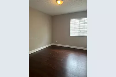 2403 SW 106th Ave, Miramar, FL 33025 - Photo 10